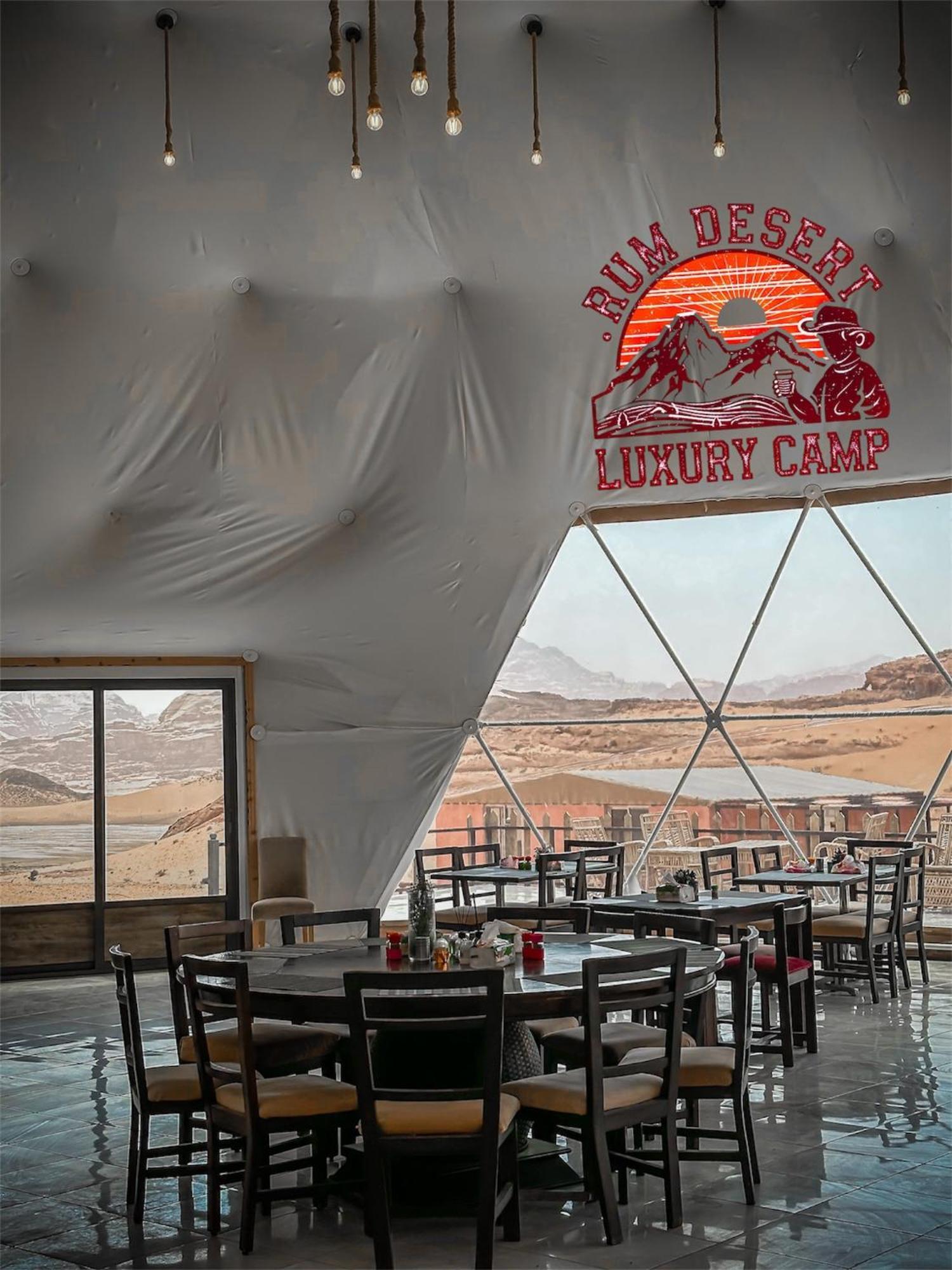 Rum Desert Luxury Camp & Bubble Room Wadi Rum Exteriör bild