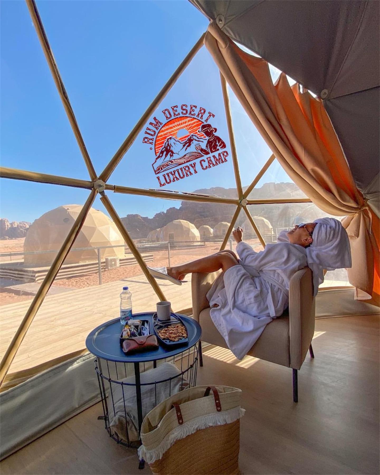 Rum Desert Luxury Camp & Bubble Room Wadi Rum Exteriör bild
